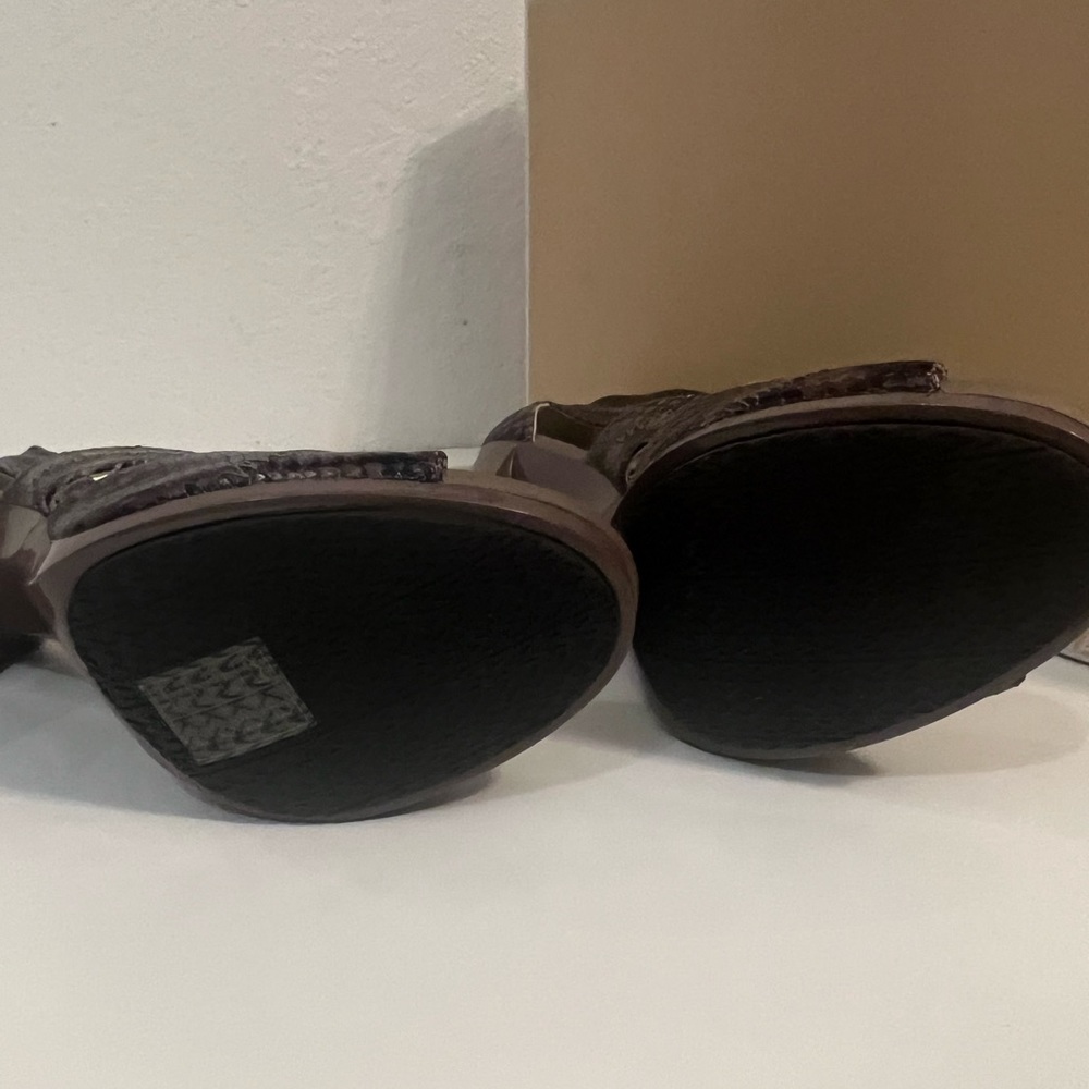 Michael Michael Kors shoes - Picture 8 of 15